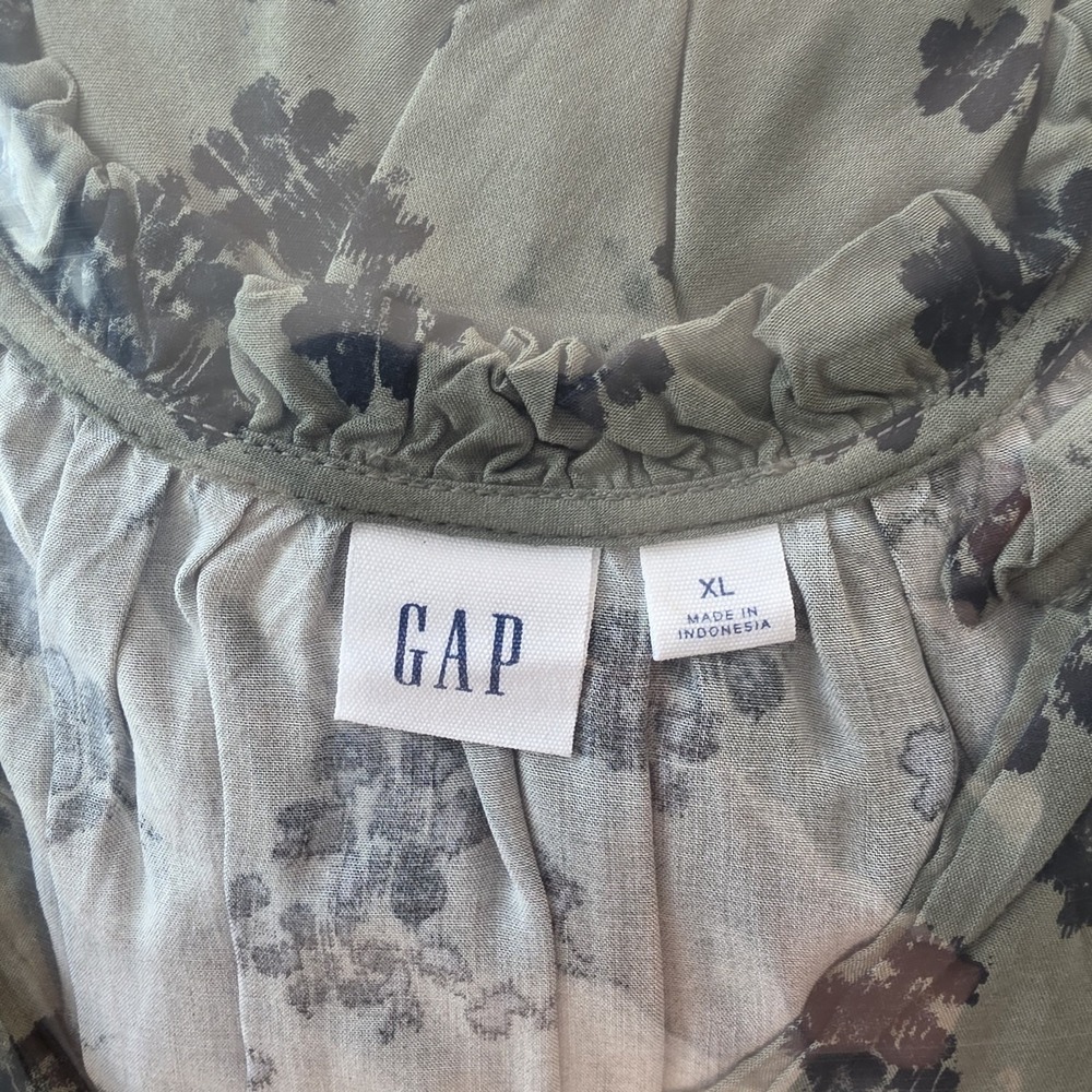 GAP Women XL Green Floral Blouse V Neck Short Sleeve Flowy Casual - Picture 15 of 15